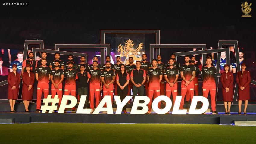 ఆర్సీబీ స్క్వాడ్ వాల్‌పేపర్లు