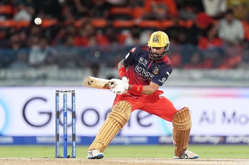 RCB Rajat Patidar batting wallpaper 4K