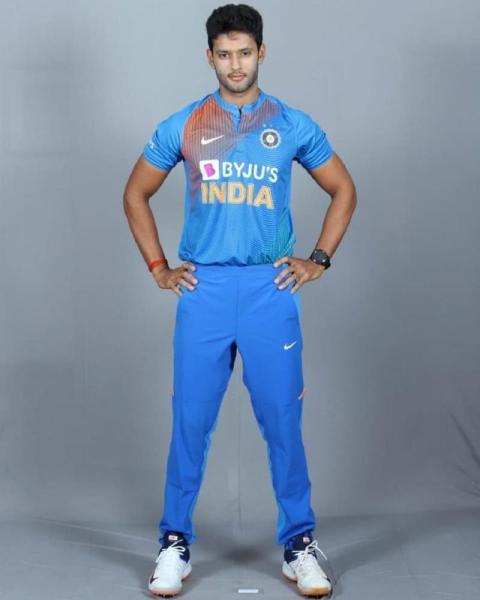 shivam dube wallpapers