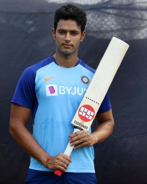 shivam dube wallpapers
