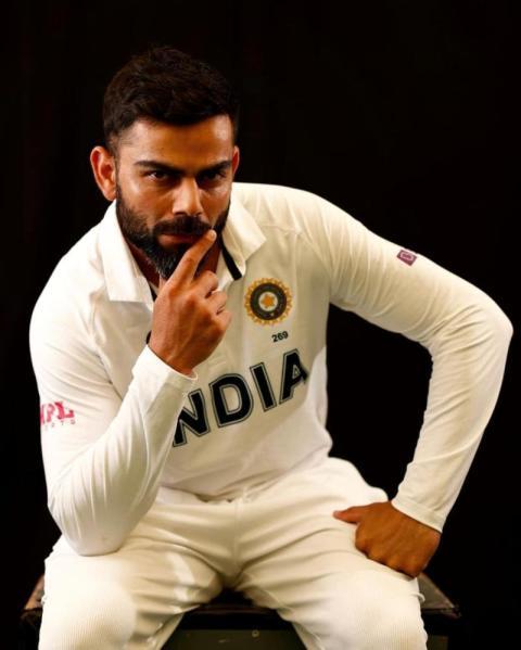 విరాట్ కోహ్లీ HD మొబైల్ వాల్‌పేపర్