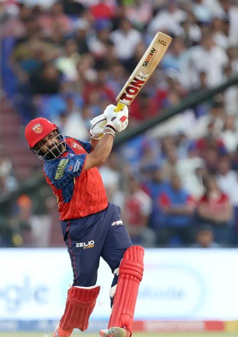 IPL 2026 పంజాబ్ కింగ్స్ ప్లేయర్ HD వాల్‌పేపర్