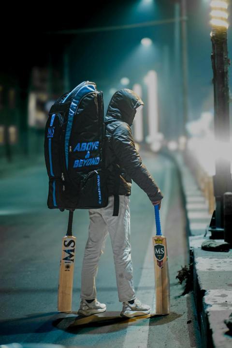 Cricket player