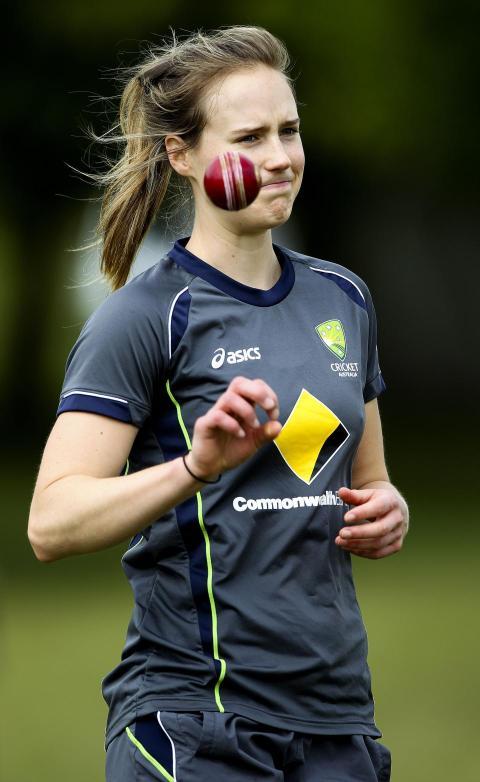 Ellyse Perry Wallpaper