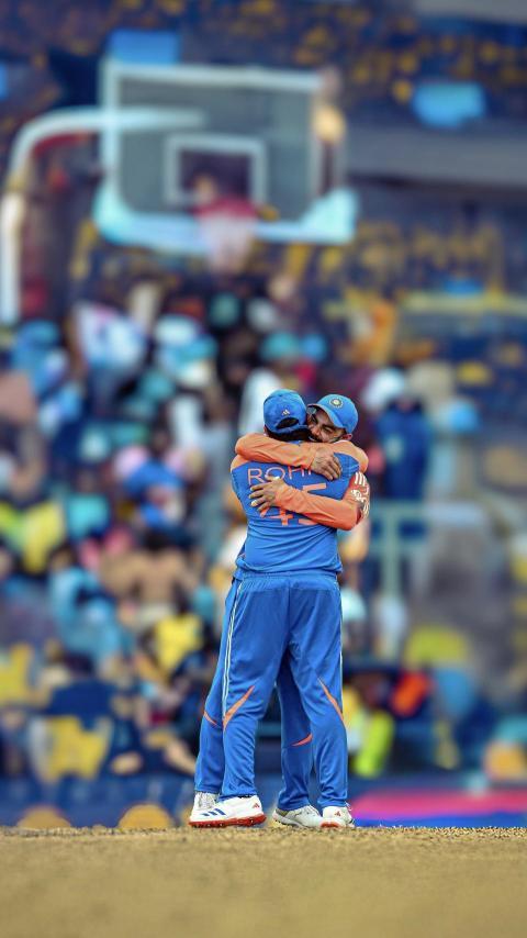 Rohit Sharma & Virat Kohli Hug