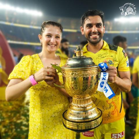 सीएसके ट्रॉफी वॉलपेपर