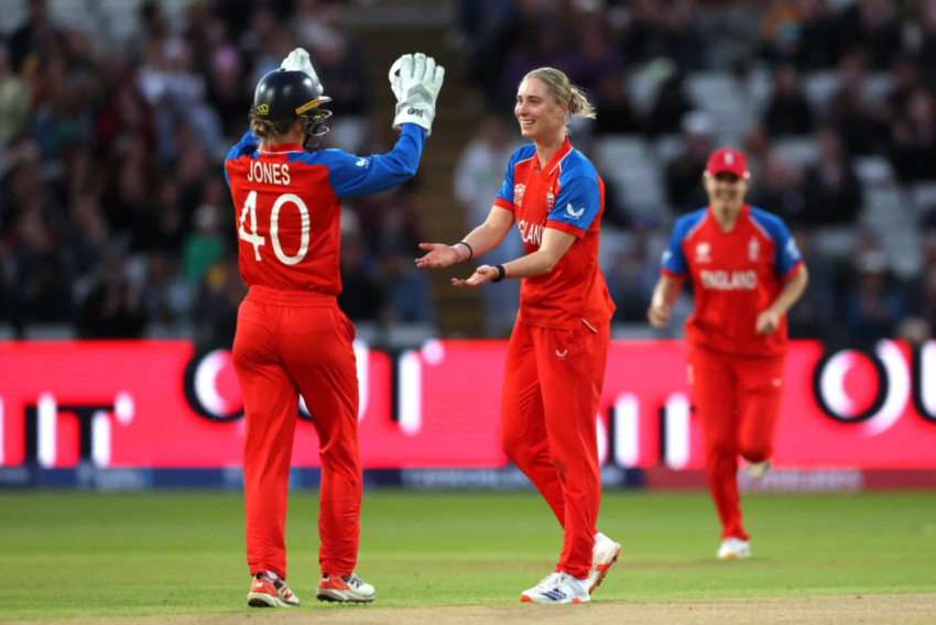Women's T20 World Cup England team 4K wallpaper